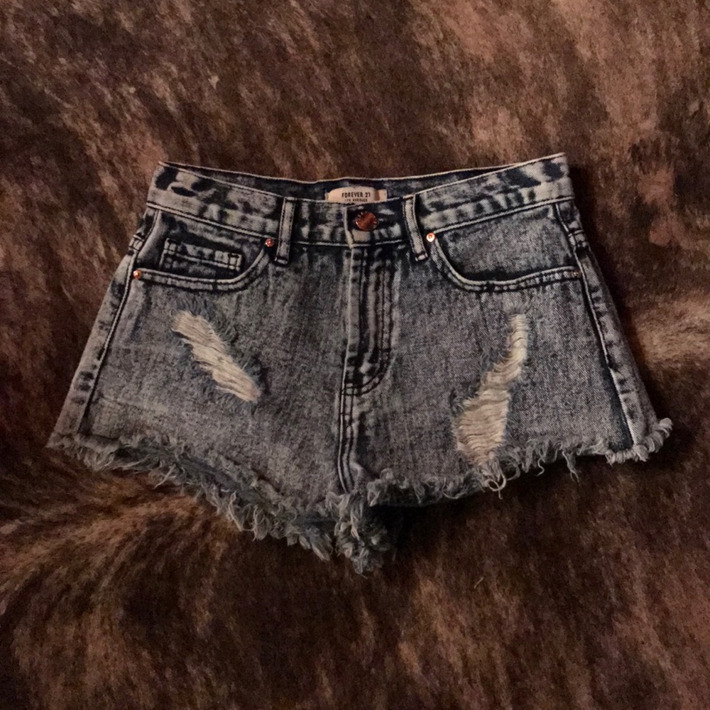 Forever 21 Acid Wash Denim Cutoff Shorts size 25